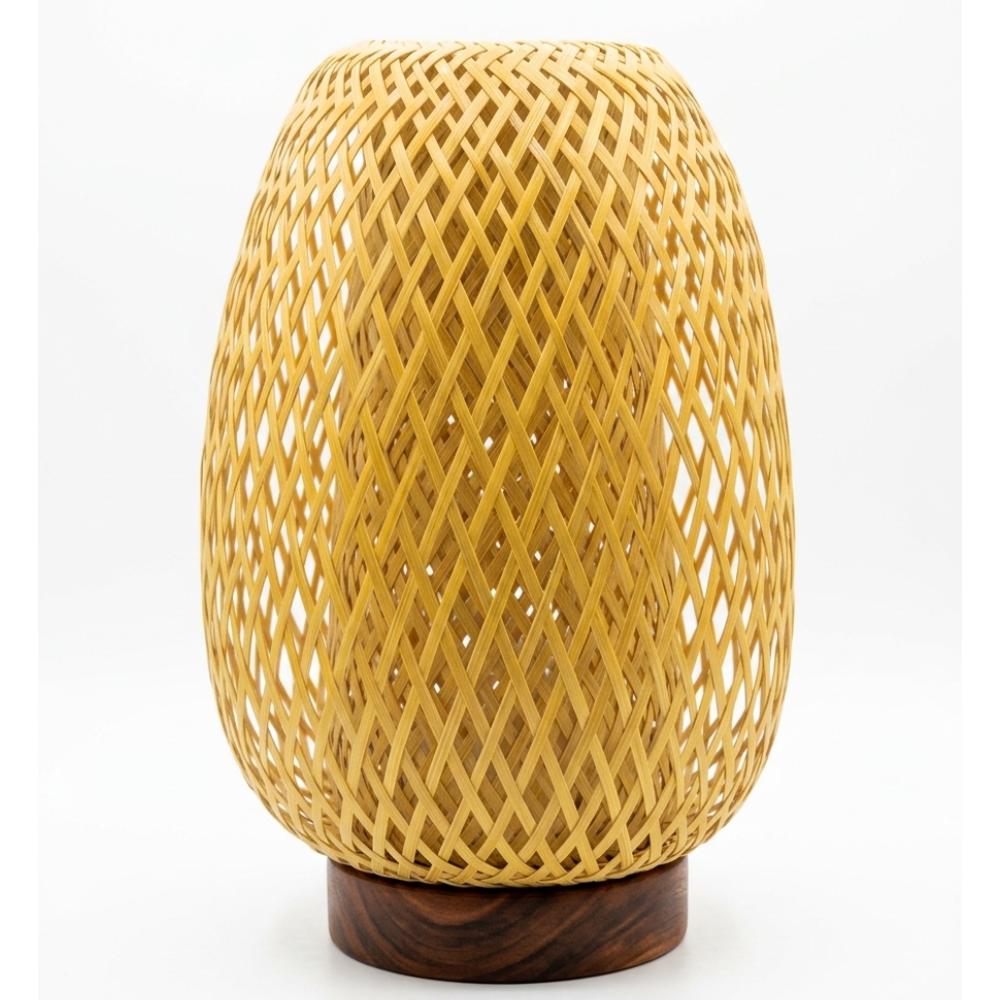 Hand oven bamboo lamp shade