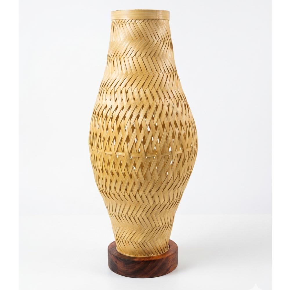 Hand oven bamboo lamp shade