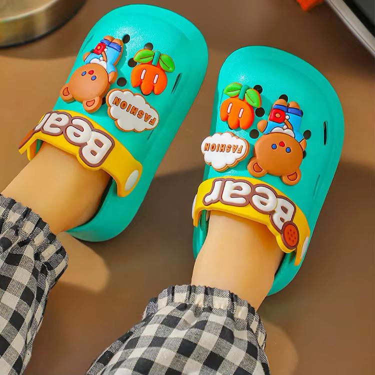 kids slippers Sandals Waterproof Lightweight Hotel Outdoor Beachwear for Spring Winter Summer Daily use